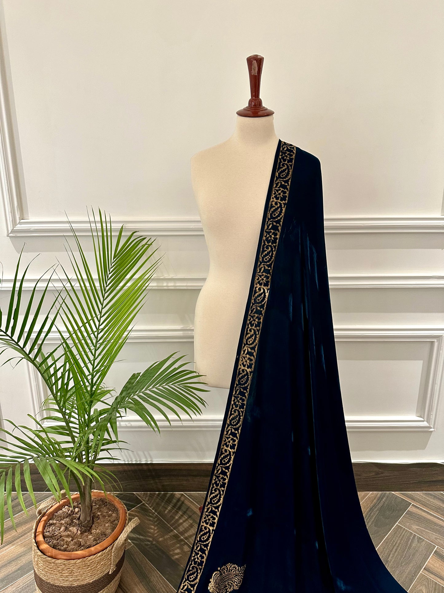 VT-155 Double floral border block printed shawl