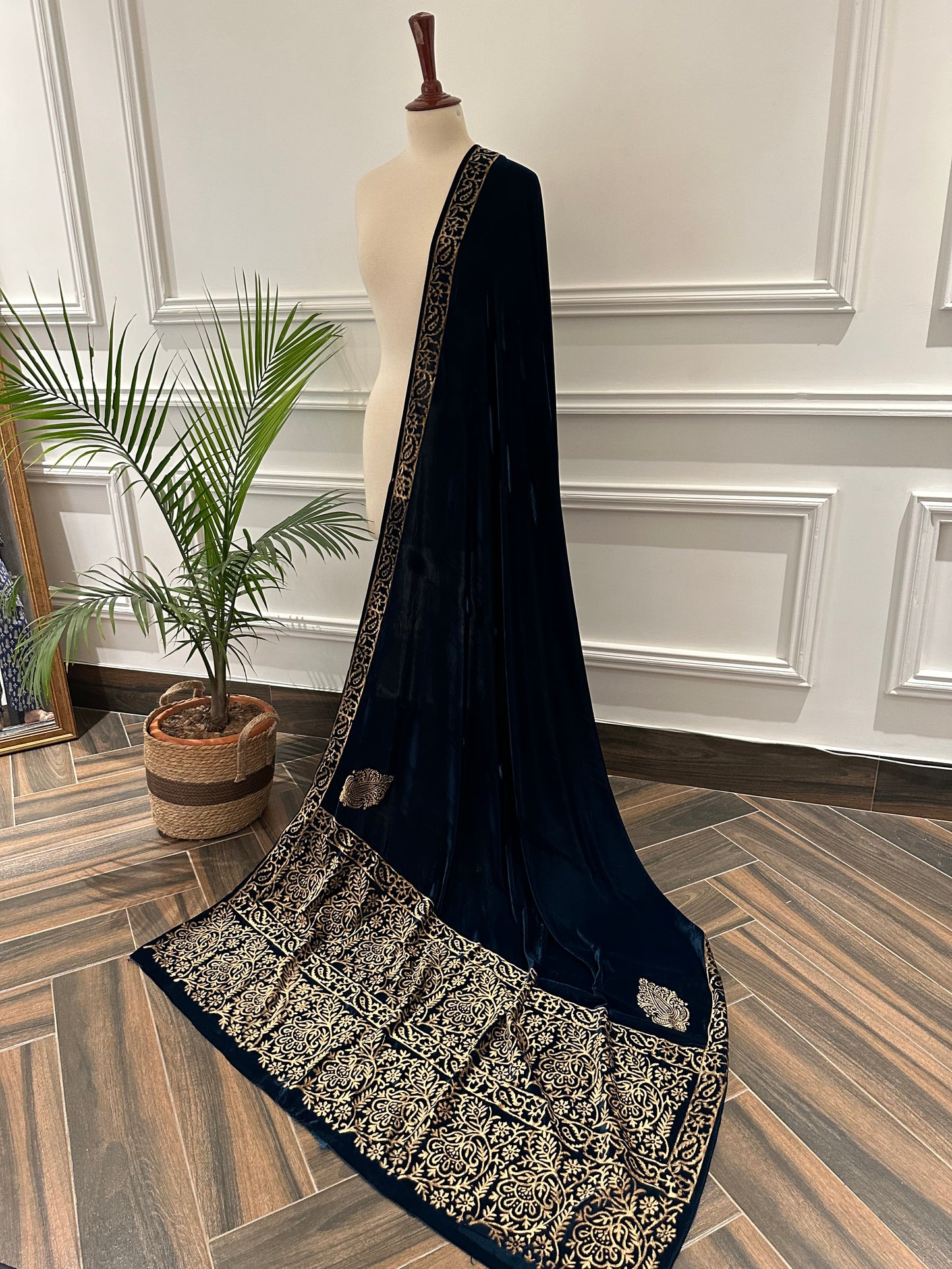 VT-155 Double floral border block printed shawl