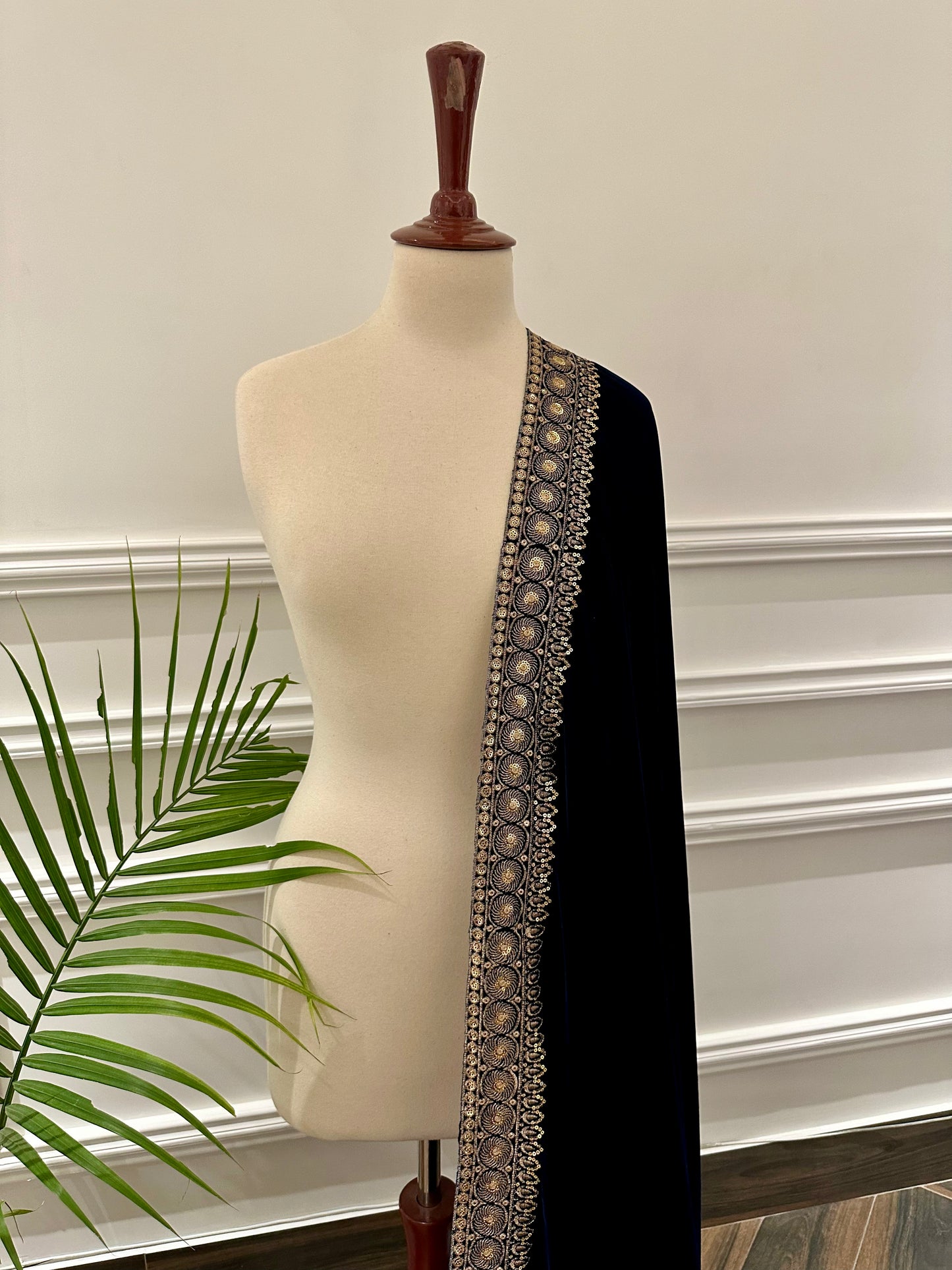 VT-162 Abstract heavy tila work velvet shawl (unisex)