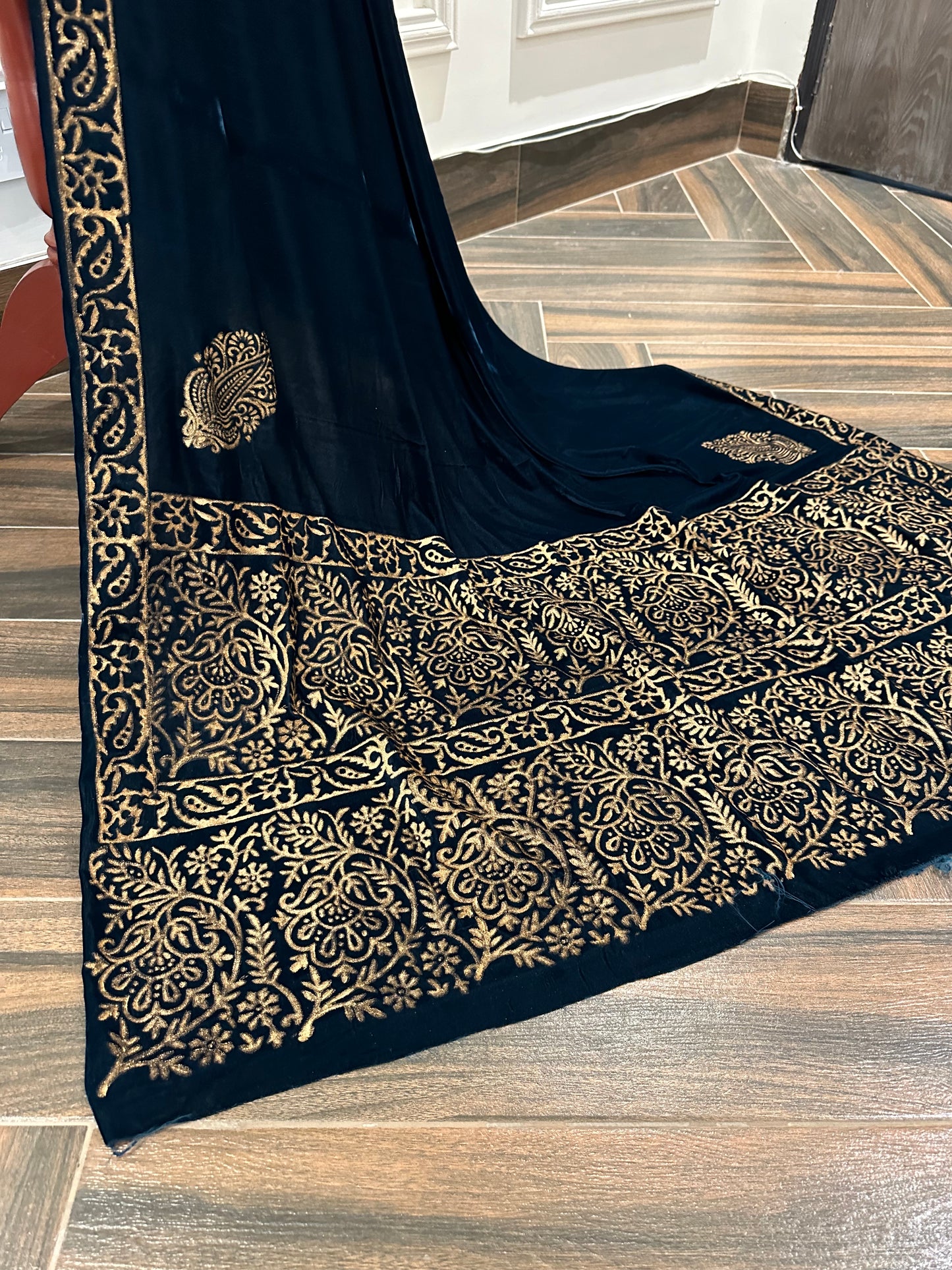 VT-155 Double floral border block printed shawl