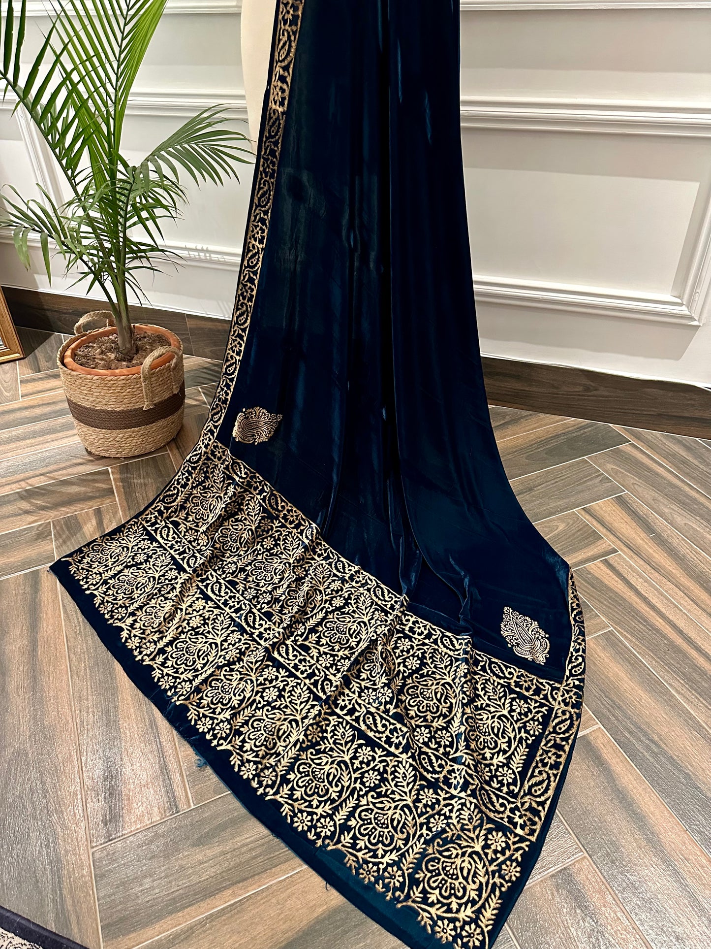 VT-155 Double floral border block printed shawl