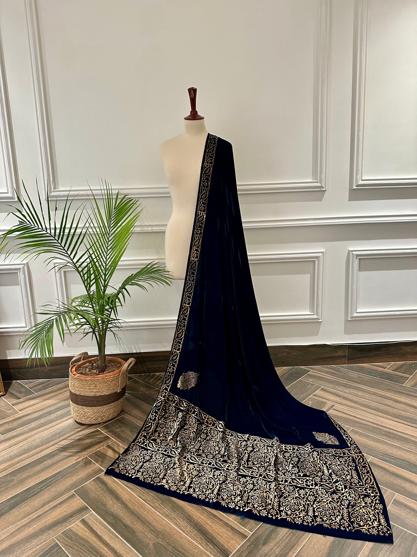 VT-155 Double floral border block printed shawl
