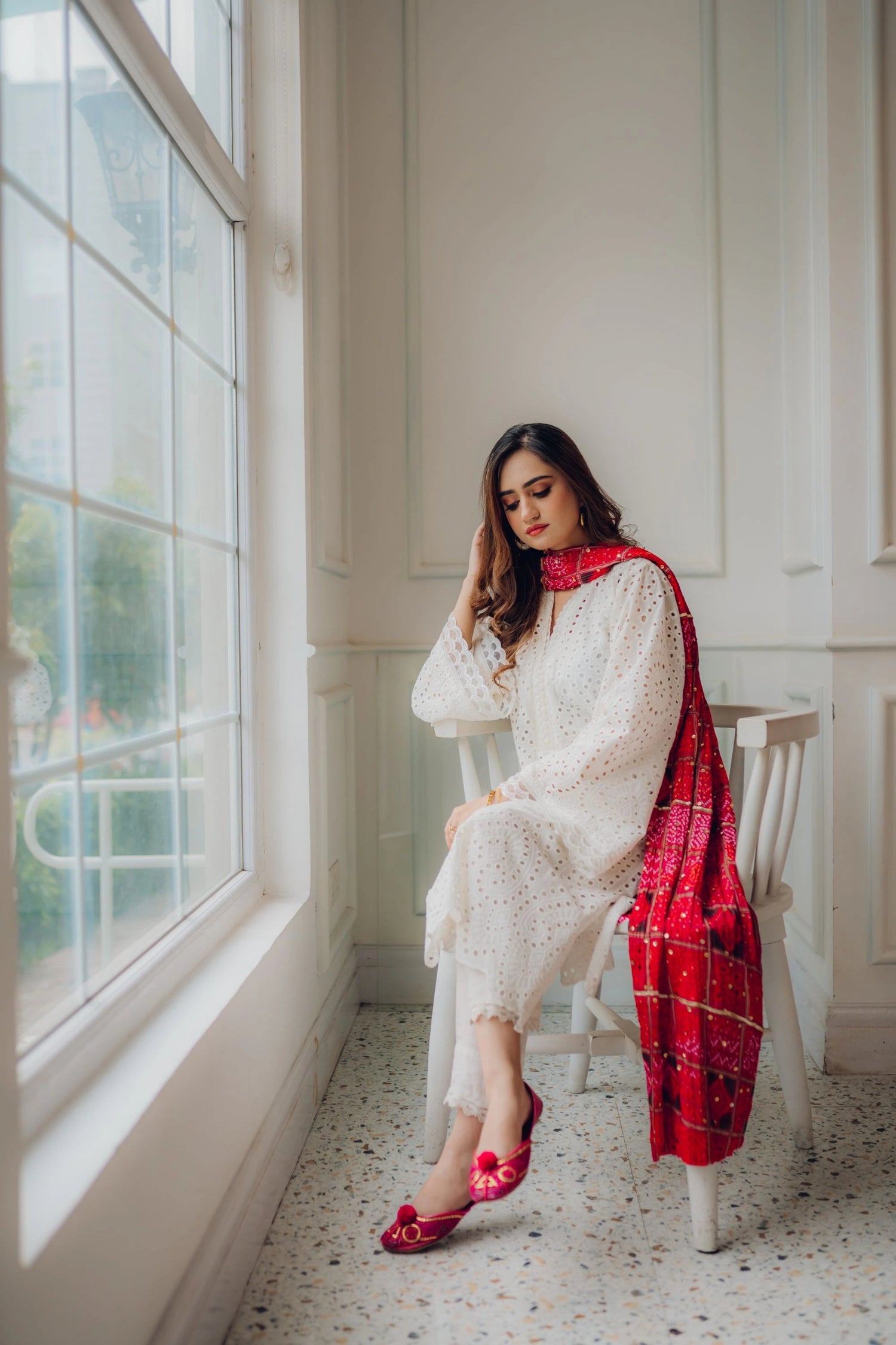 White chikan lawn kurta set with Indian Chunri dupatta by Eleganza