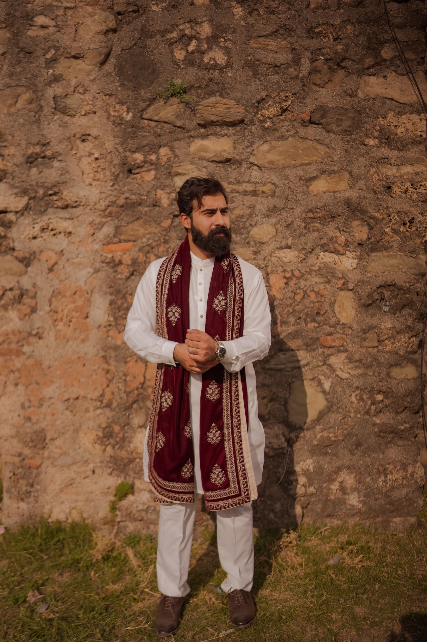 VT-146 Regalia Velvet shawl
