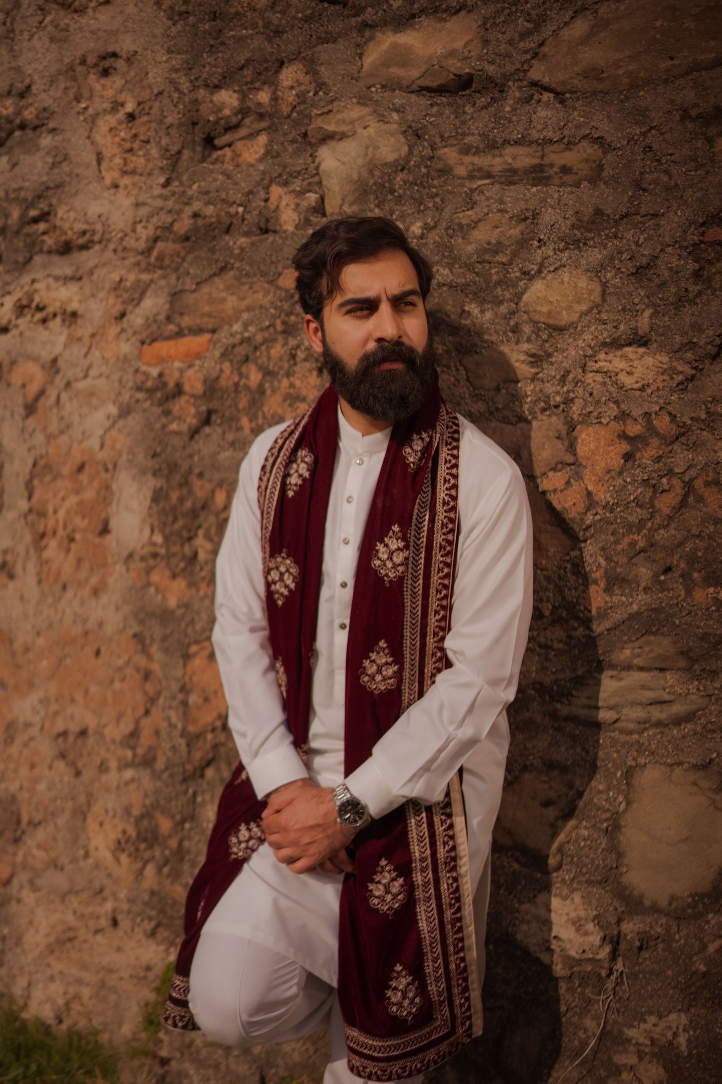 VT-146 Regalia Velvet shawl