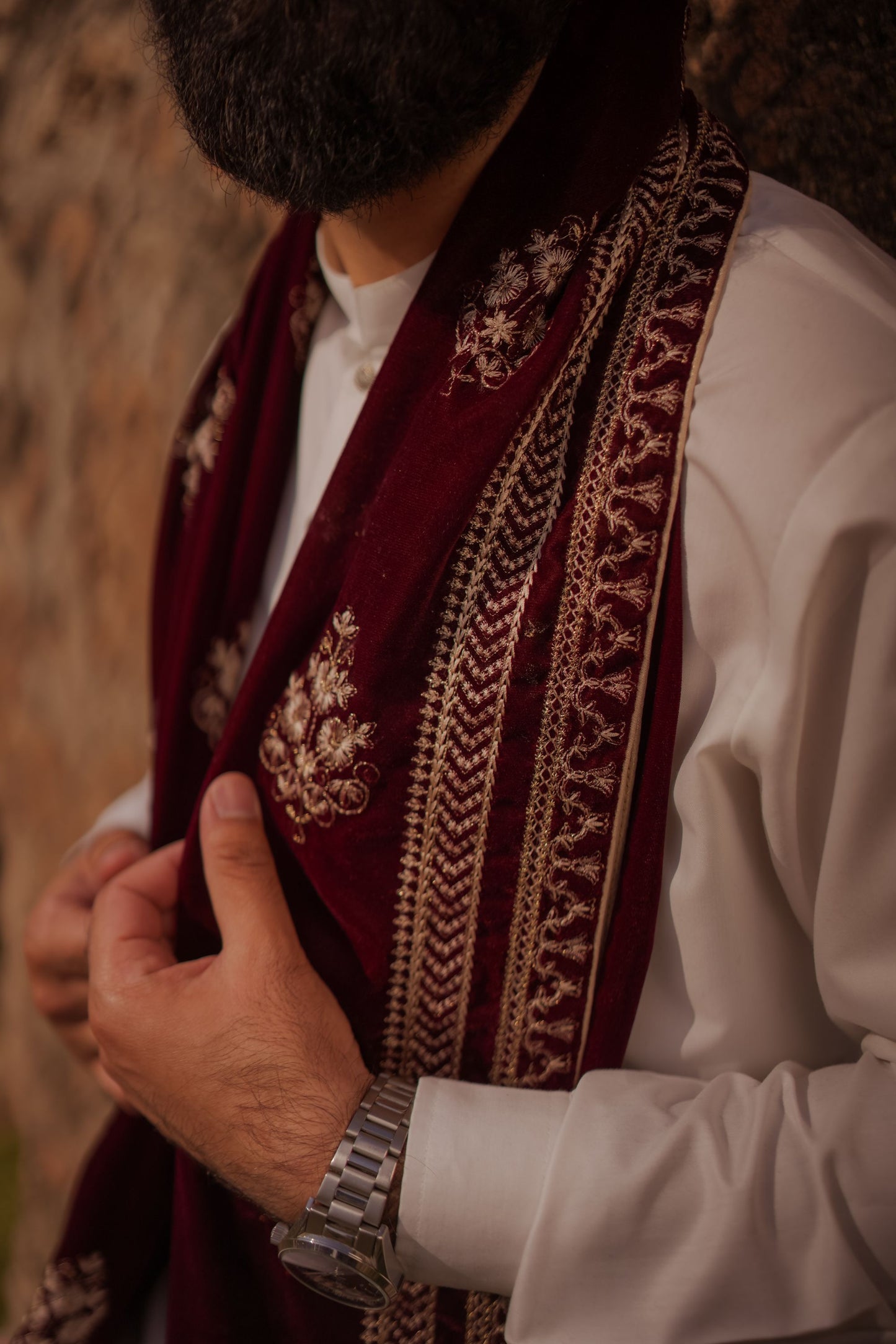 VT-146 Regalia Velvet shawl