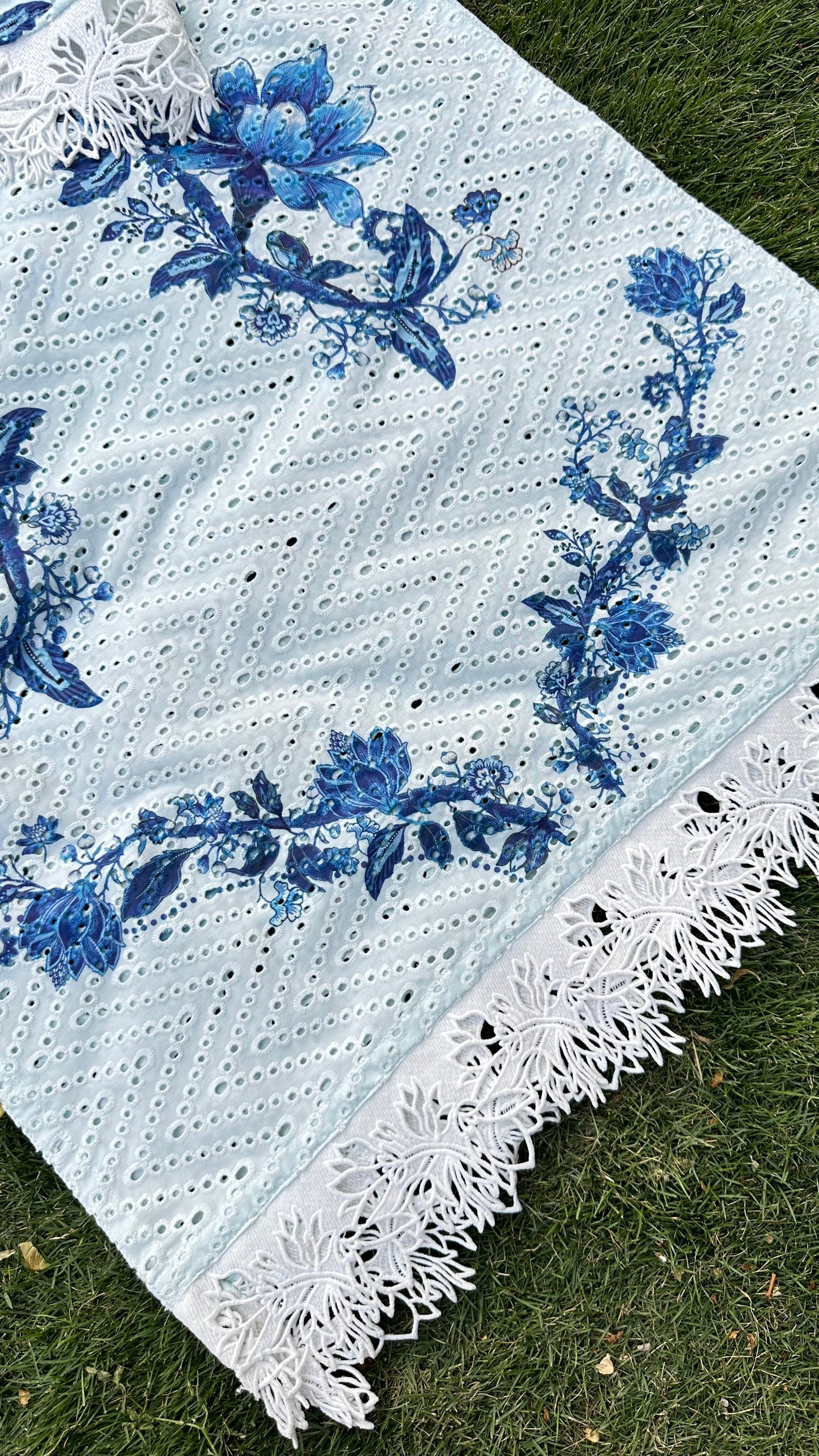 CH-03 shifli Chikan floral bail kurta