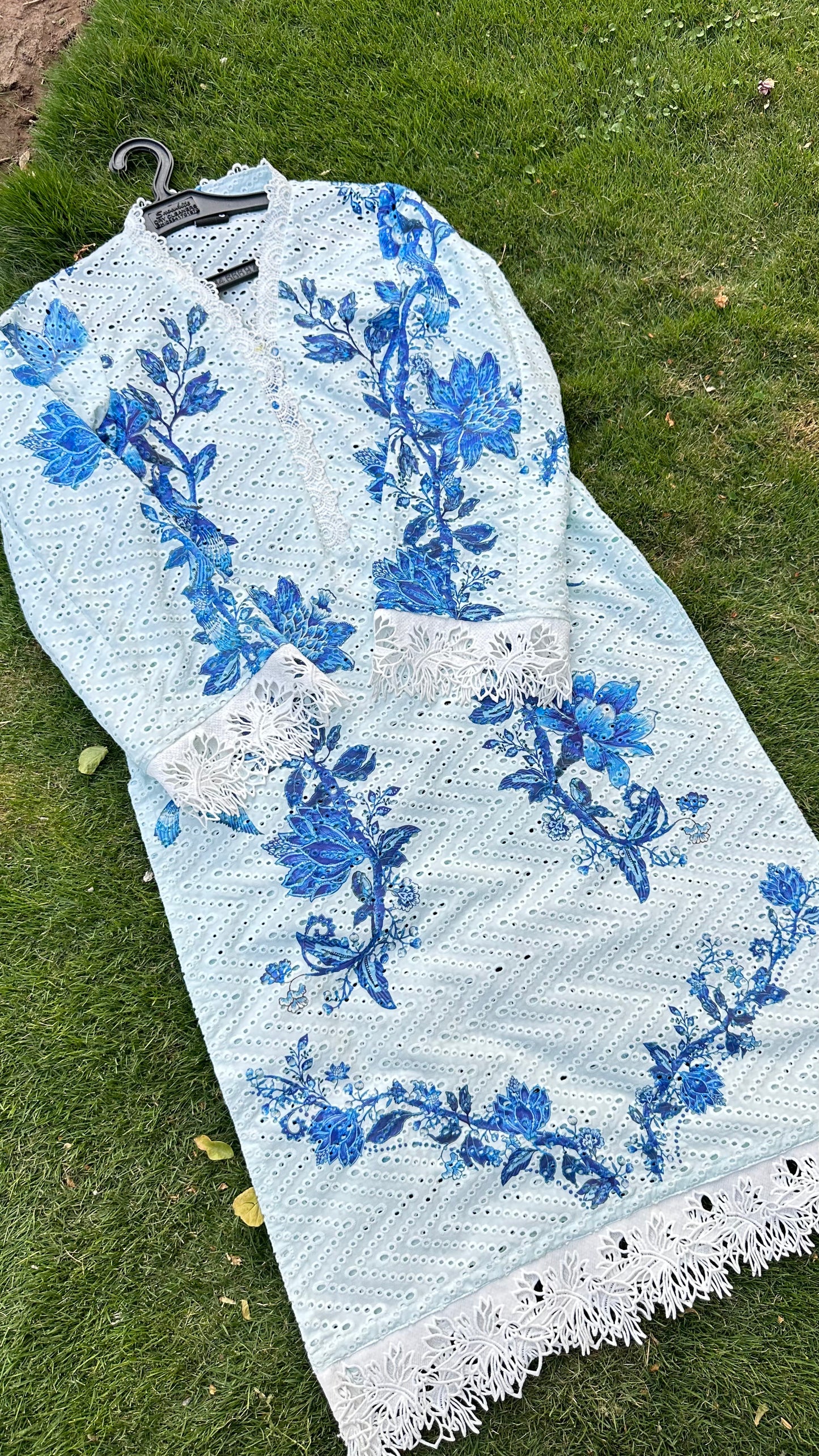 CH-03 shifli Chikan floral bail kurta