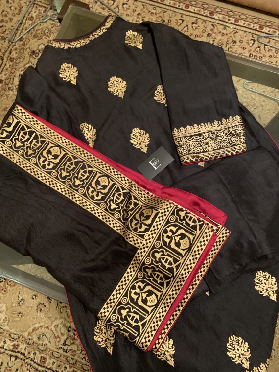 Shahjahan – Black/Gold in Pure rawsilk with palta on borders