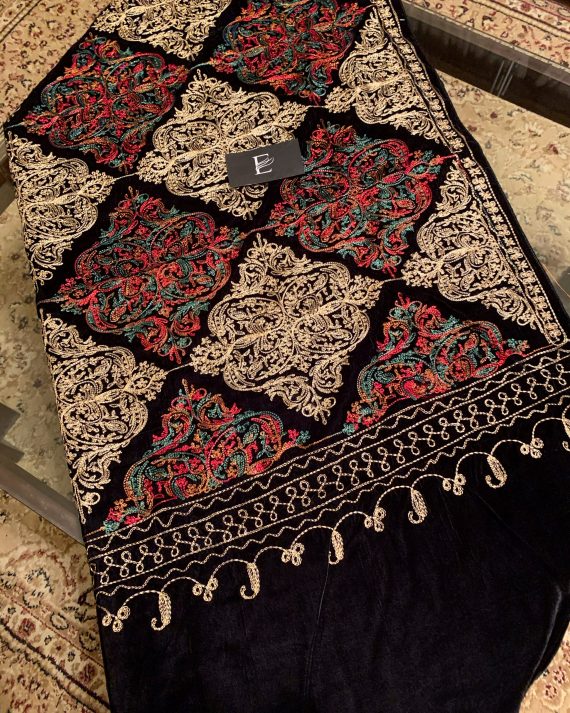 VT-100 Thread embroidered velvet shawl