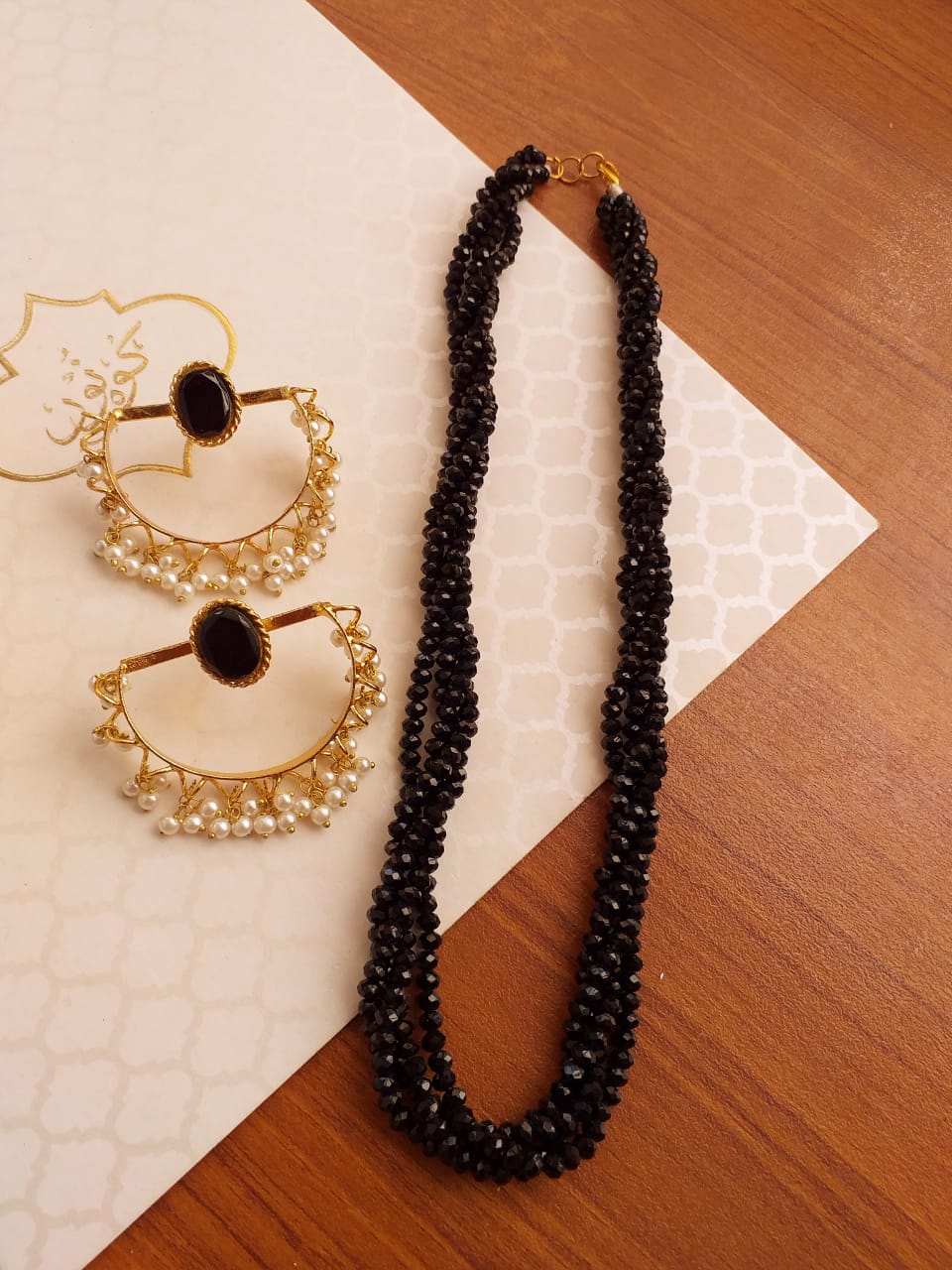 BE-26 Pearl mala set