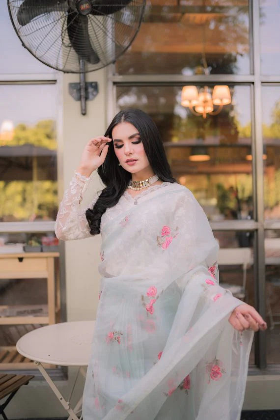 Saree Fashion for Women: Keeping Up with the Latest Trends