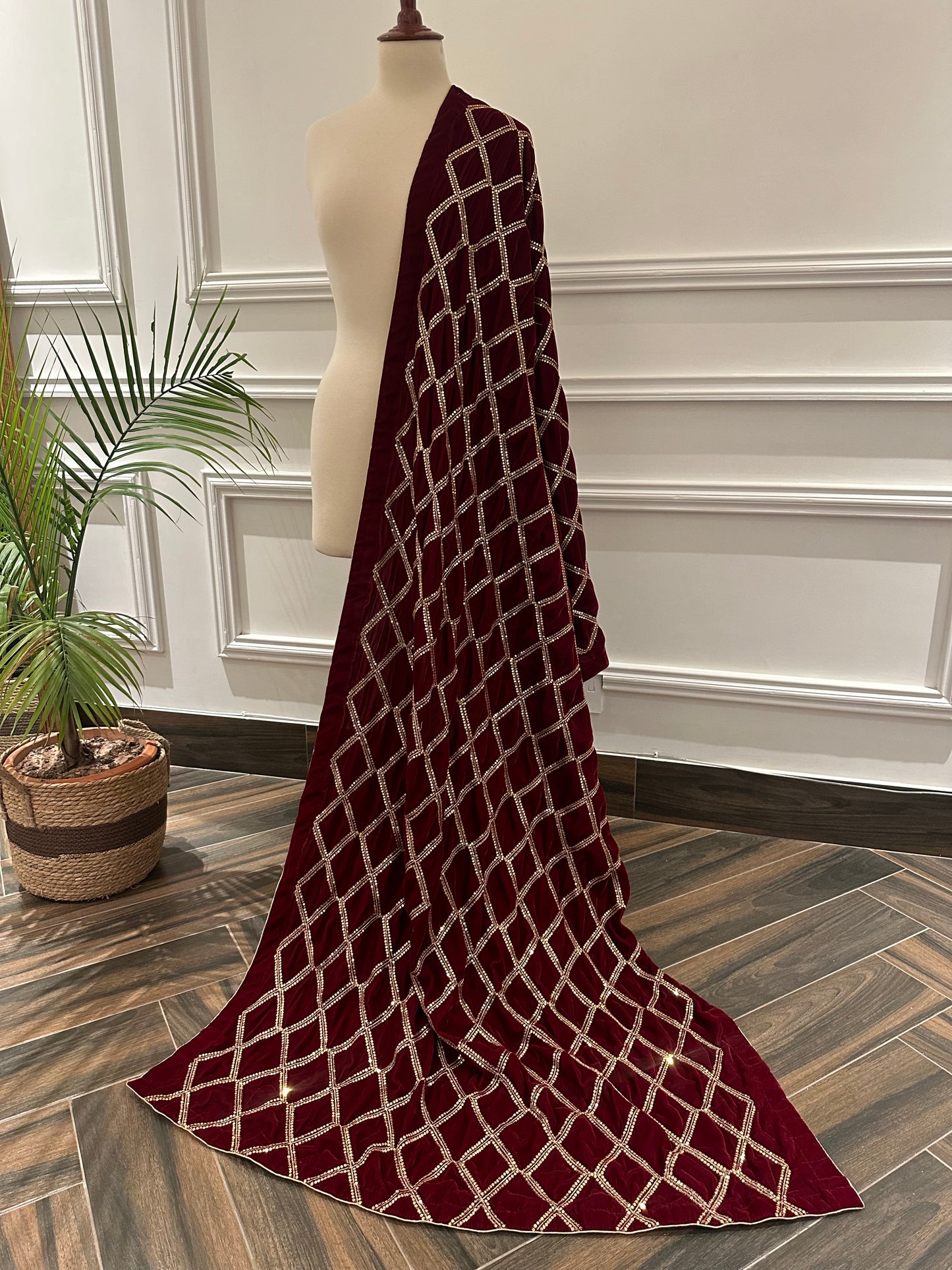 VT-160 Cross sequence regal shawl (unisex)