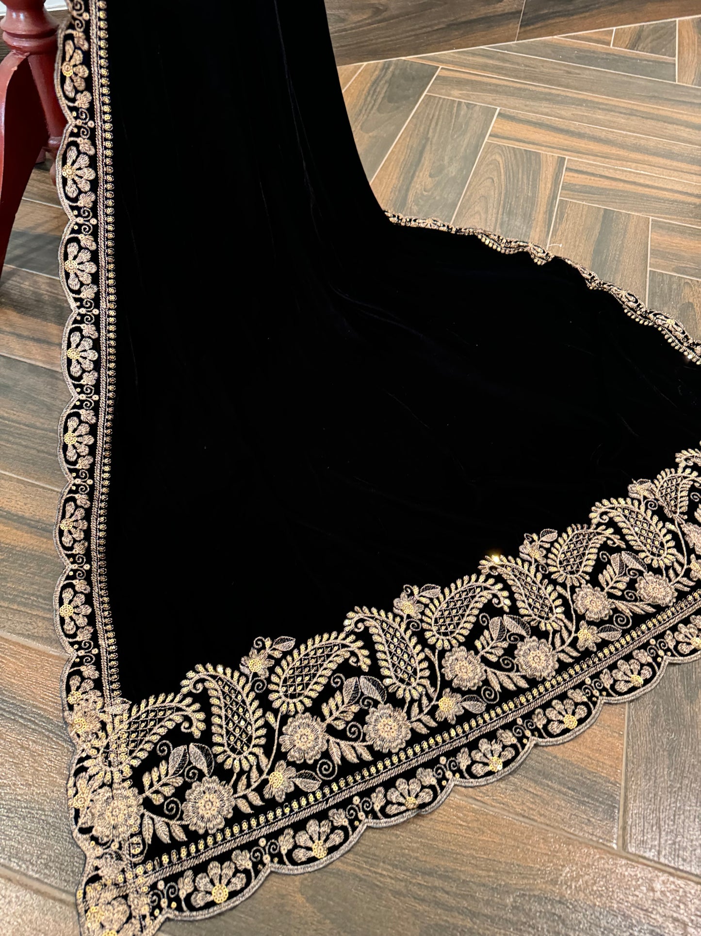 VT-134 Embroidered luxury kari shawl with sequence