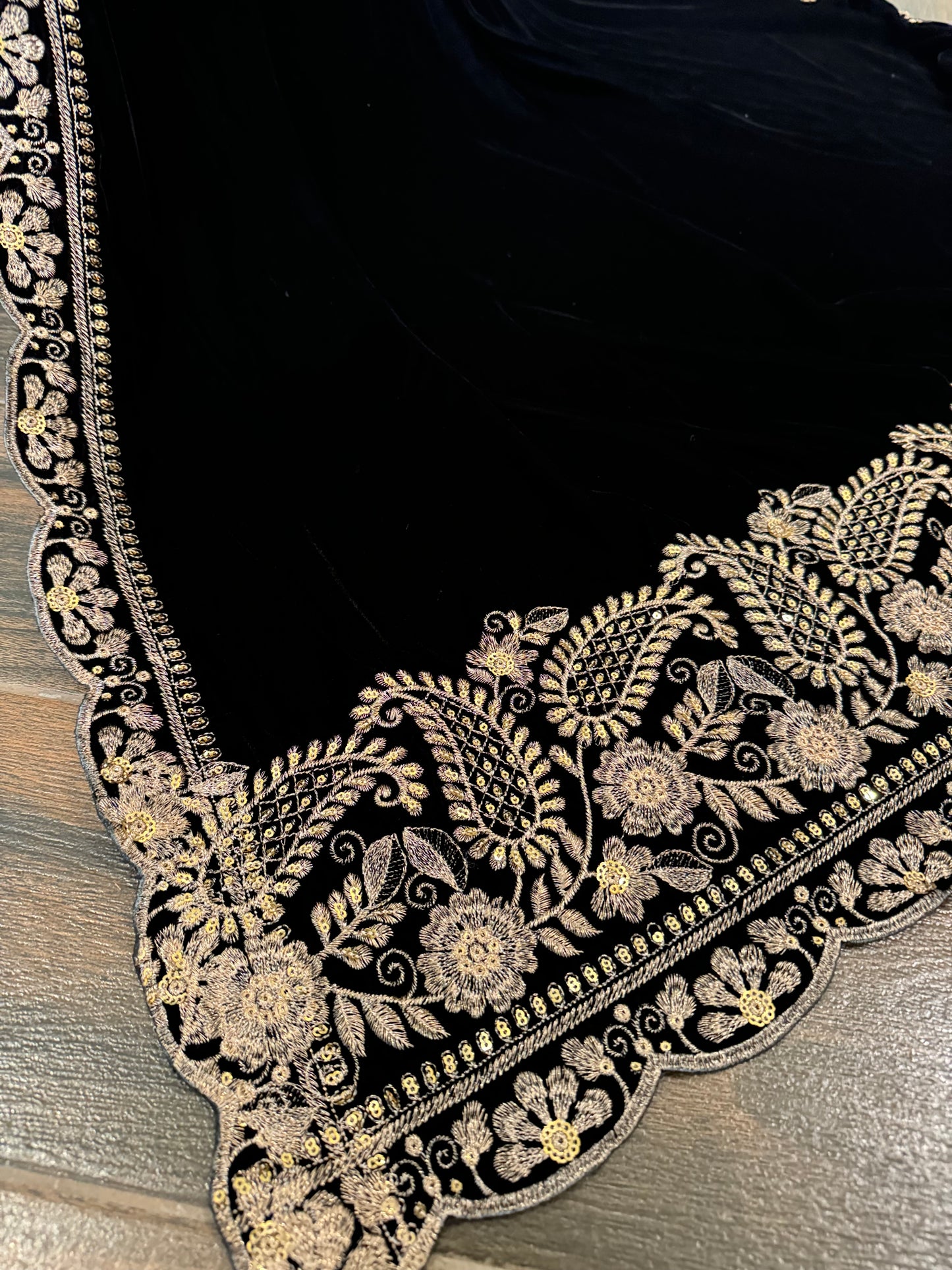 VT-134 Embroidered luxury kari shawl with sequence