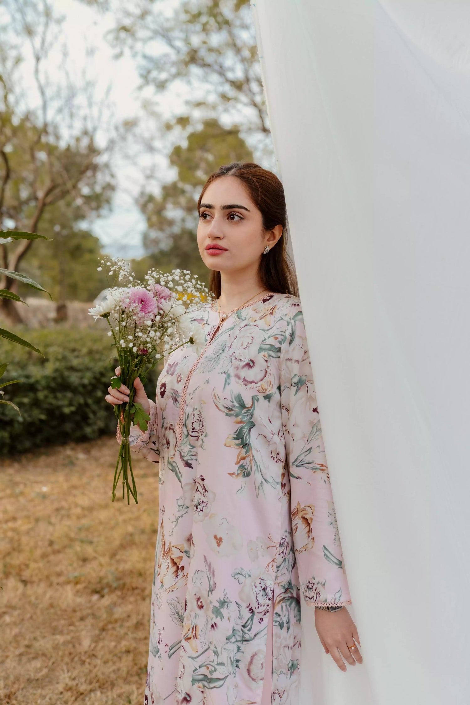 Dusty pink printed long Mareena shirt with flared trousers