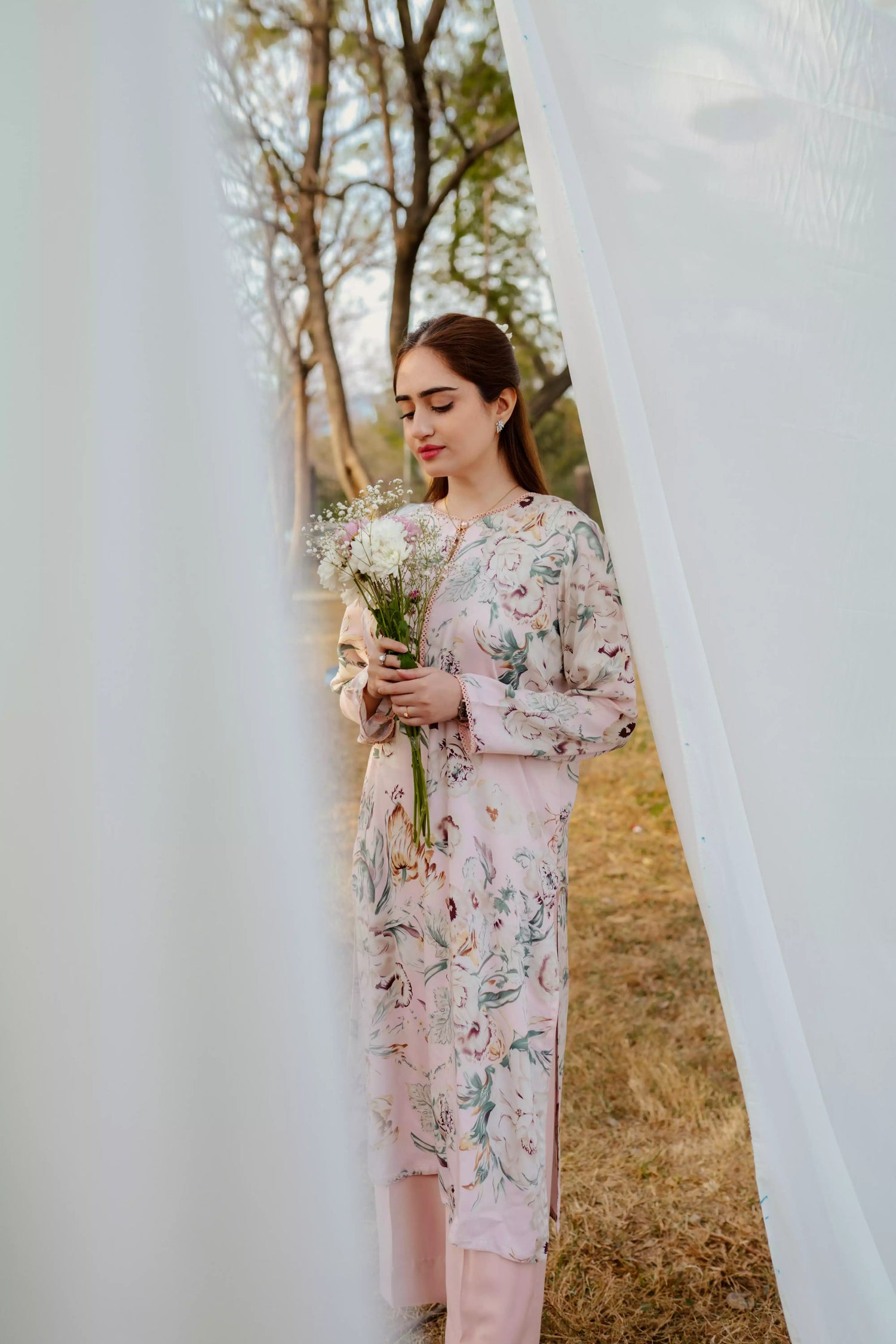 Dusty pink printed long Mareena shirt with flared trousers