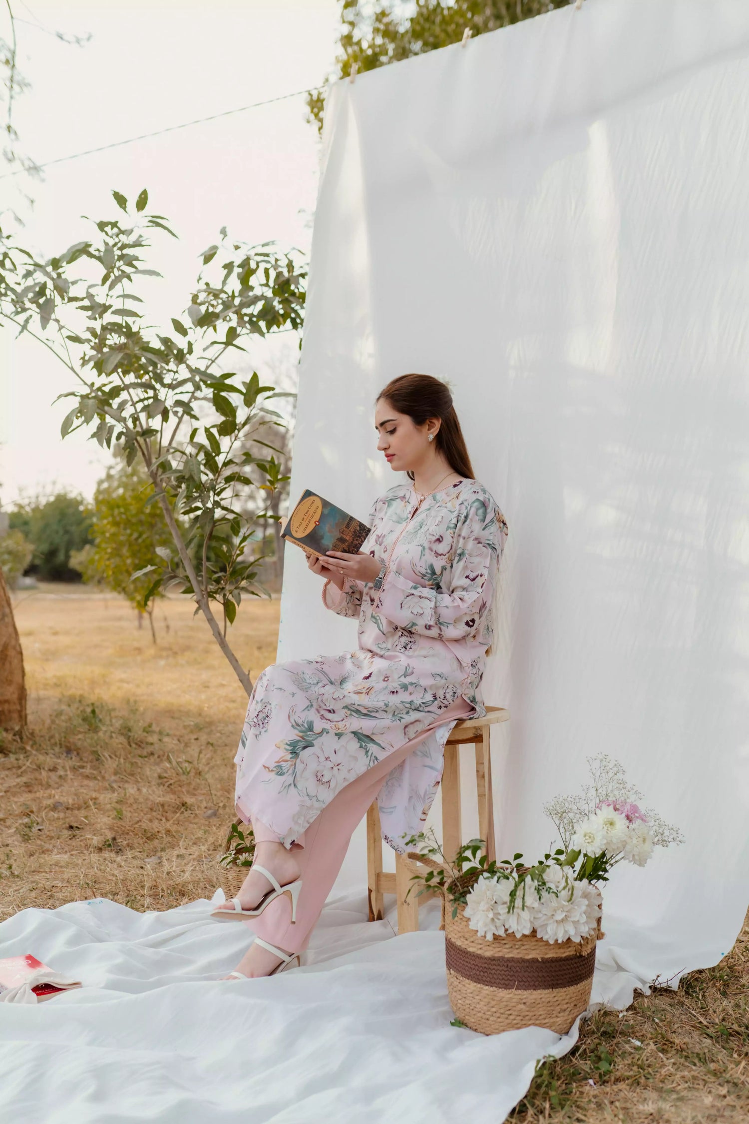 Dusty pink printed long Mareena shirt with flared trousers