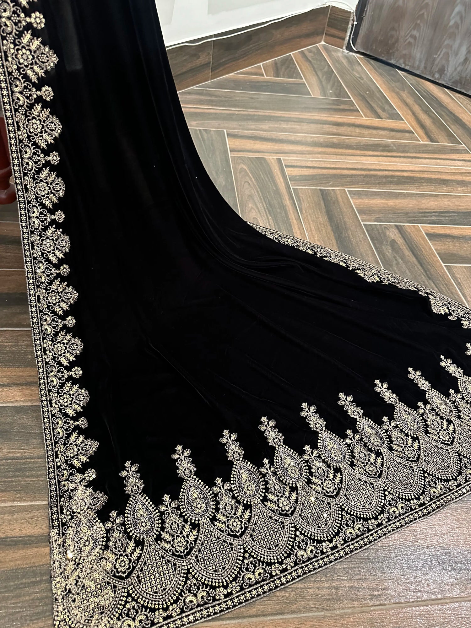 Luxury heavy embroidered tila work shawl in rich velvet, featuring intricate embroidery, a heavily adorned palu, perfect for formal occasions and festive gatherings.