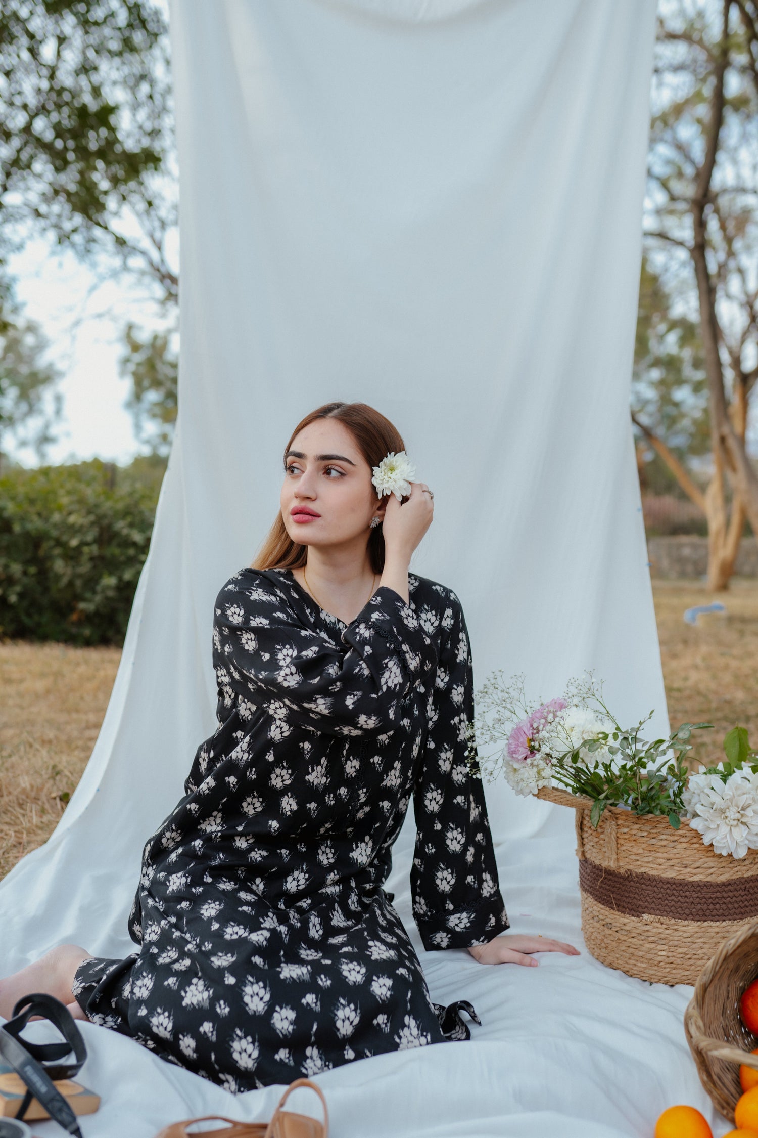 Black and white Floral Mareena printed separate with lace detailing