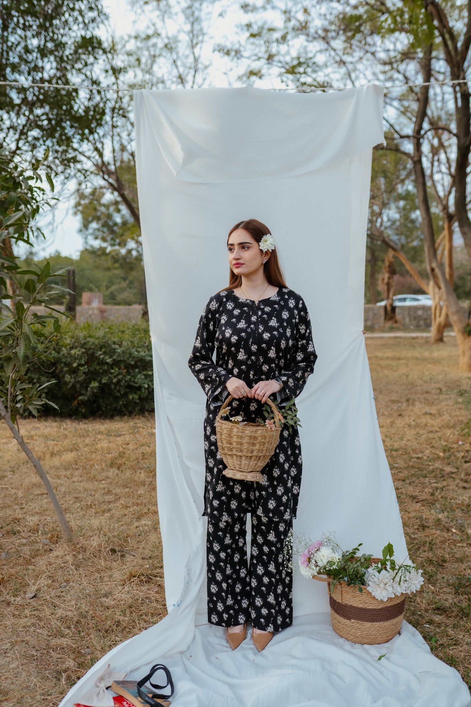 Black and white Floral Mareena printed separate with lace detailing