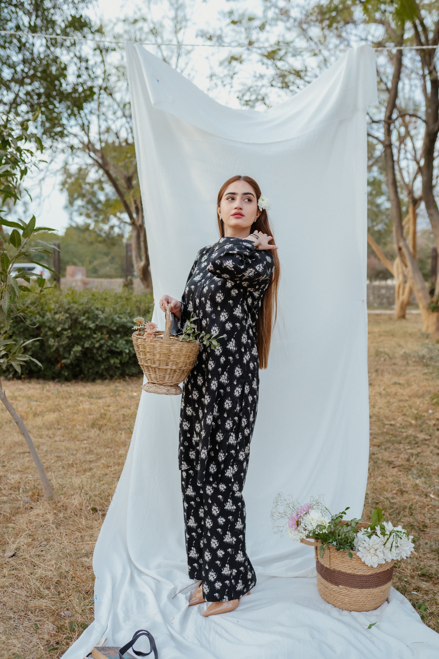 Black and white Floral Mareena printed separate with lace detailing