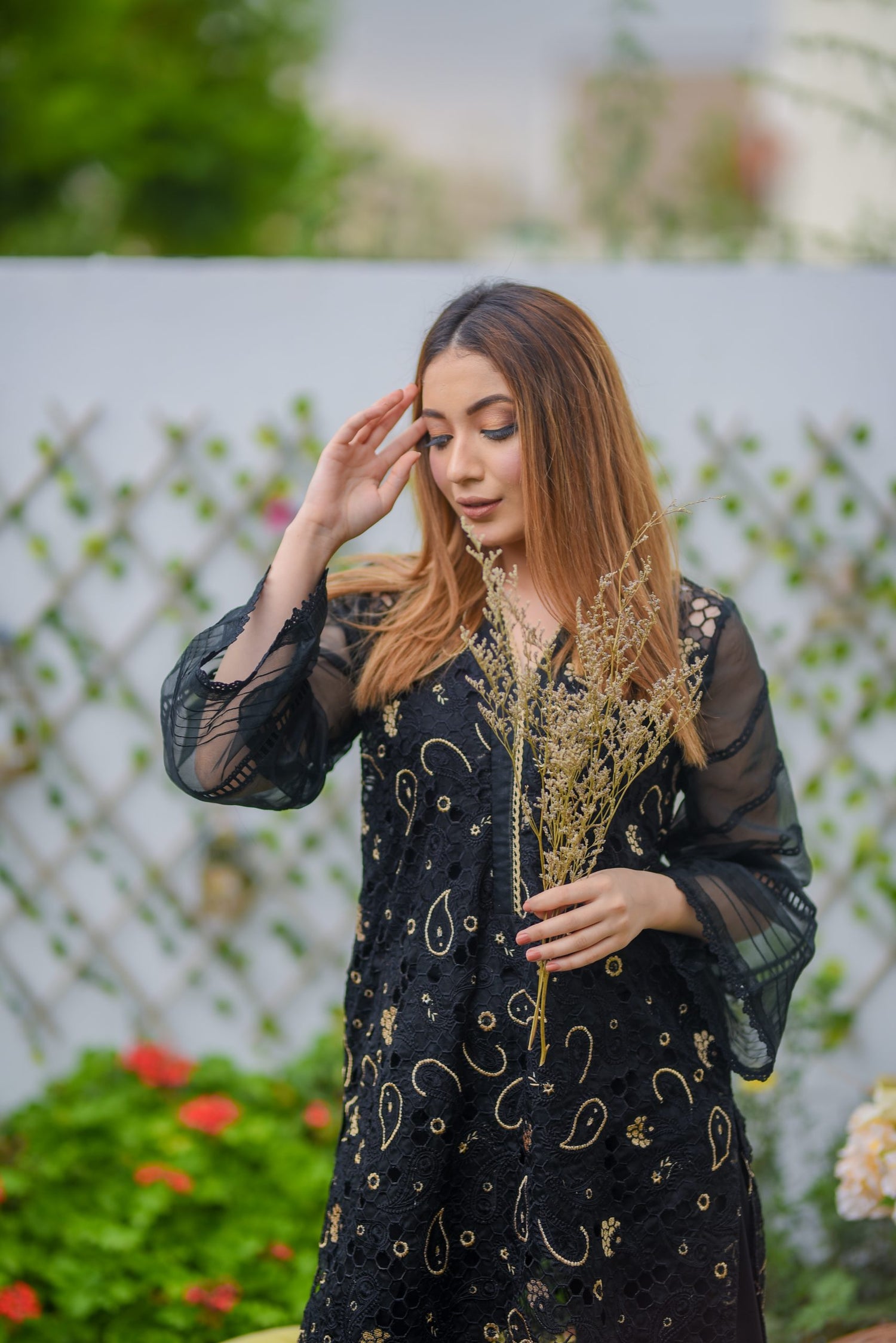 LUX-03 Black cutwork