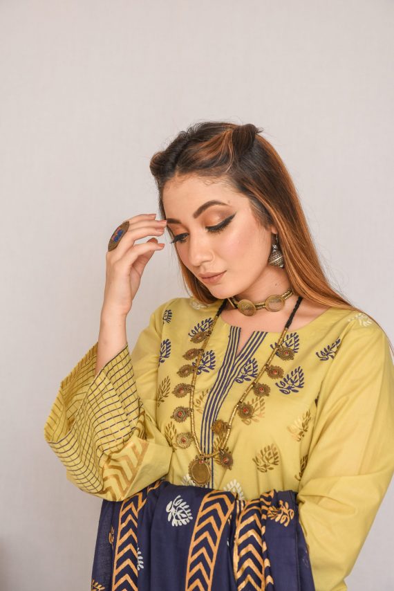 LUX-05 Noor bano