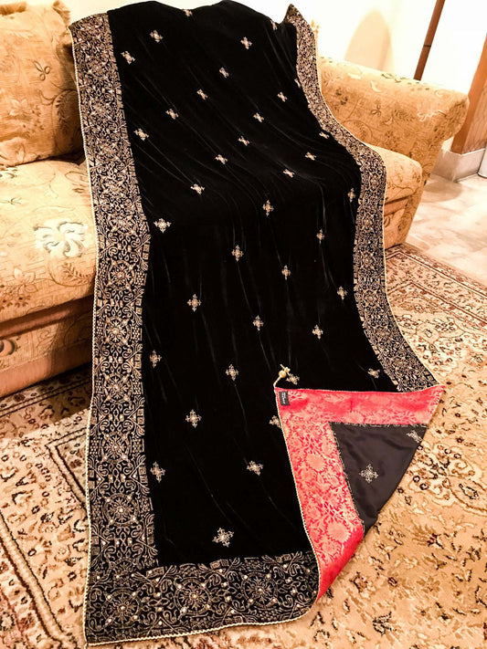 VT-20 Geometric shawl with tila outline, Banarsi border and stones on top with tassels