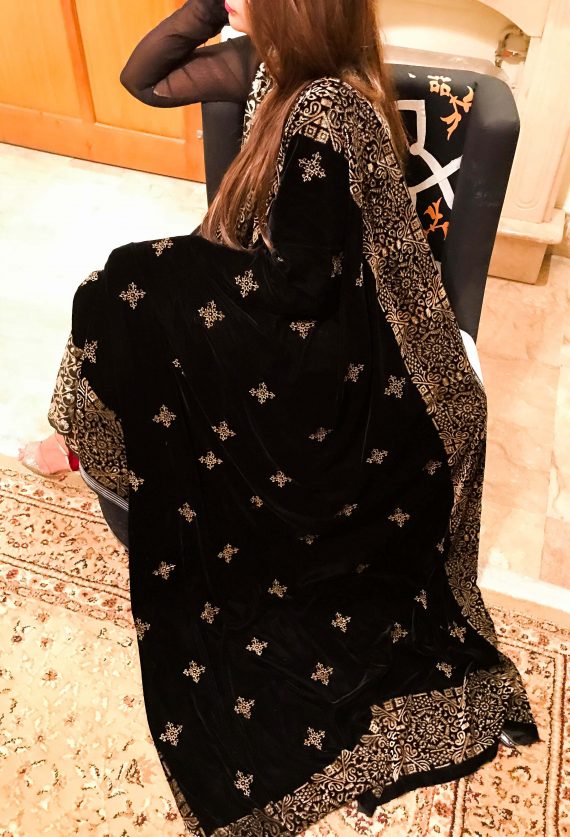 VT-05 Geometric Block printed Velvet Shawl