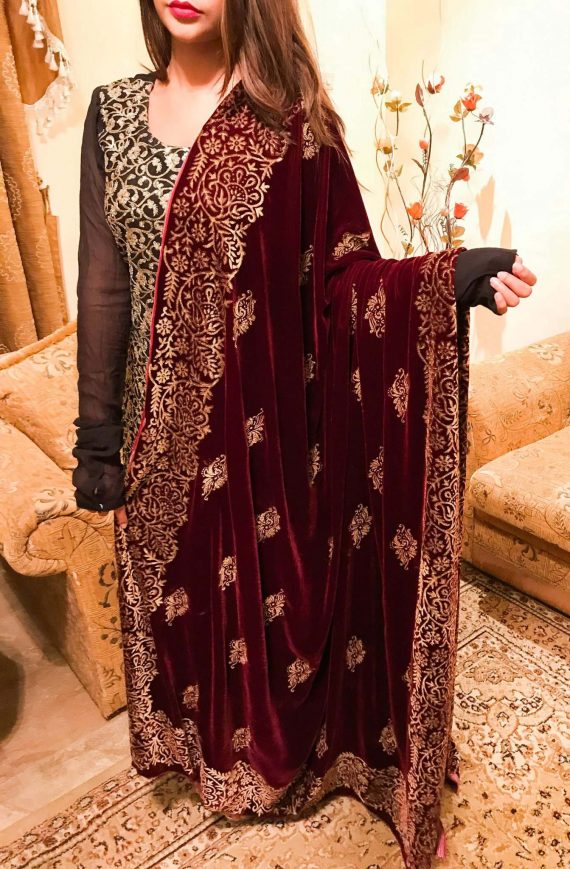 VT-01 Thick block printed border shawl