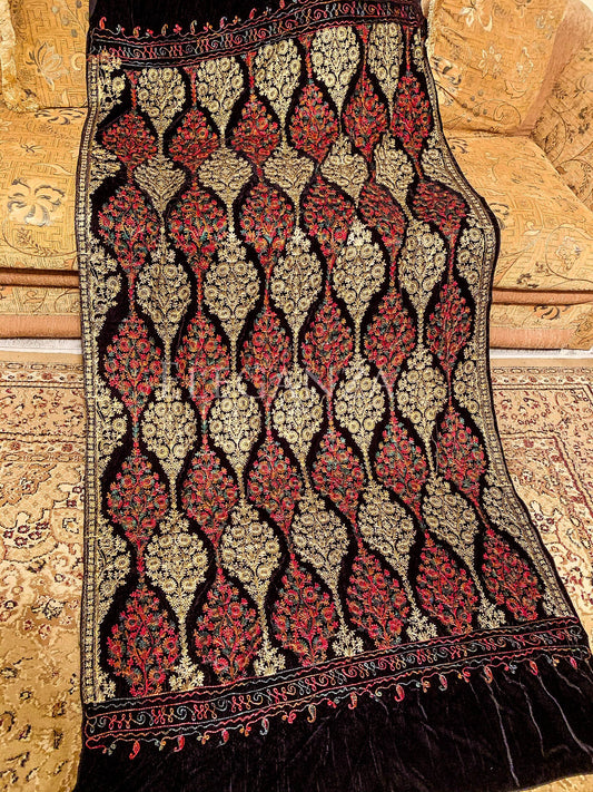 VT- 109 Loop Thread embroidered velvet shawl