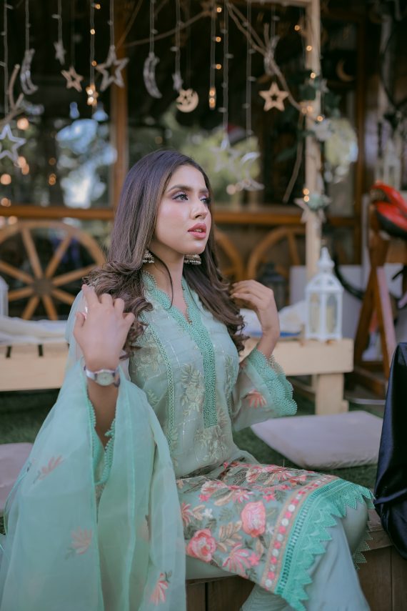ED-09 Mint Green Embroidered 3PC