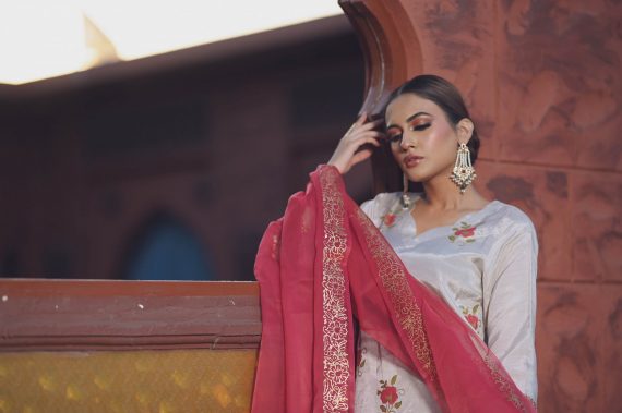 Rj-05 Gulabi Gulab