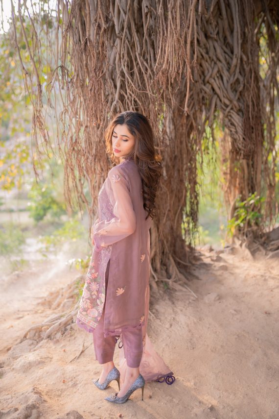 ED-03 – Mauve Purple Floral Embroidered Organza 3PC Suit