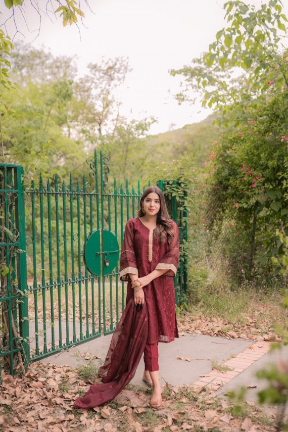 ED-06 – Embroidered Maroon Cotton Net Embroidered 3PC Suit