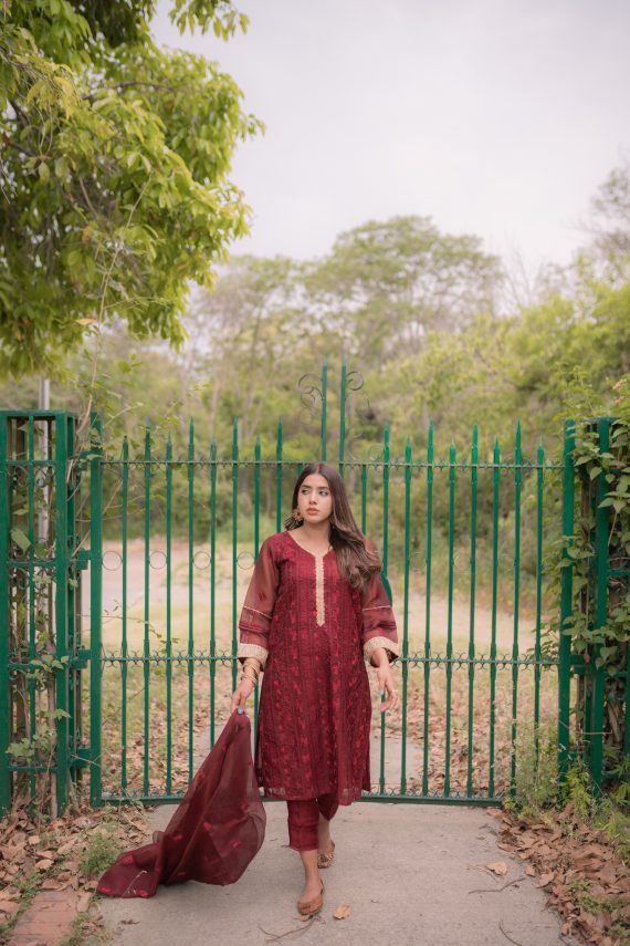 ED-06 – Embroidered Maroon Cotton Net Embroidered 3PC Suit