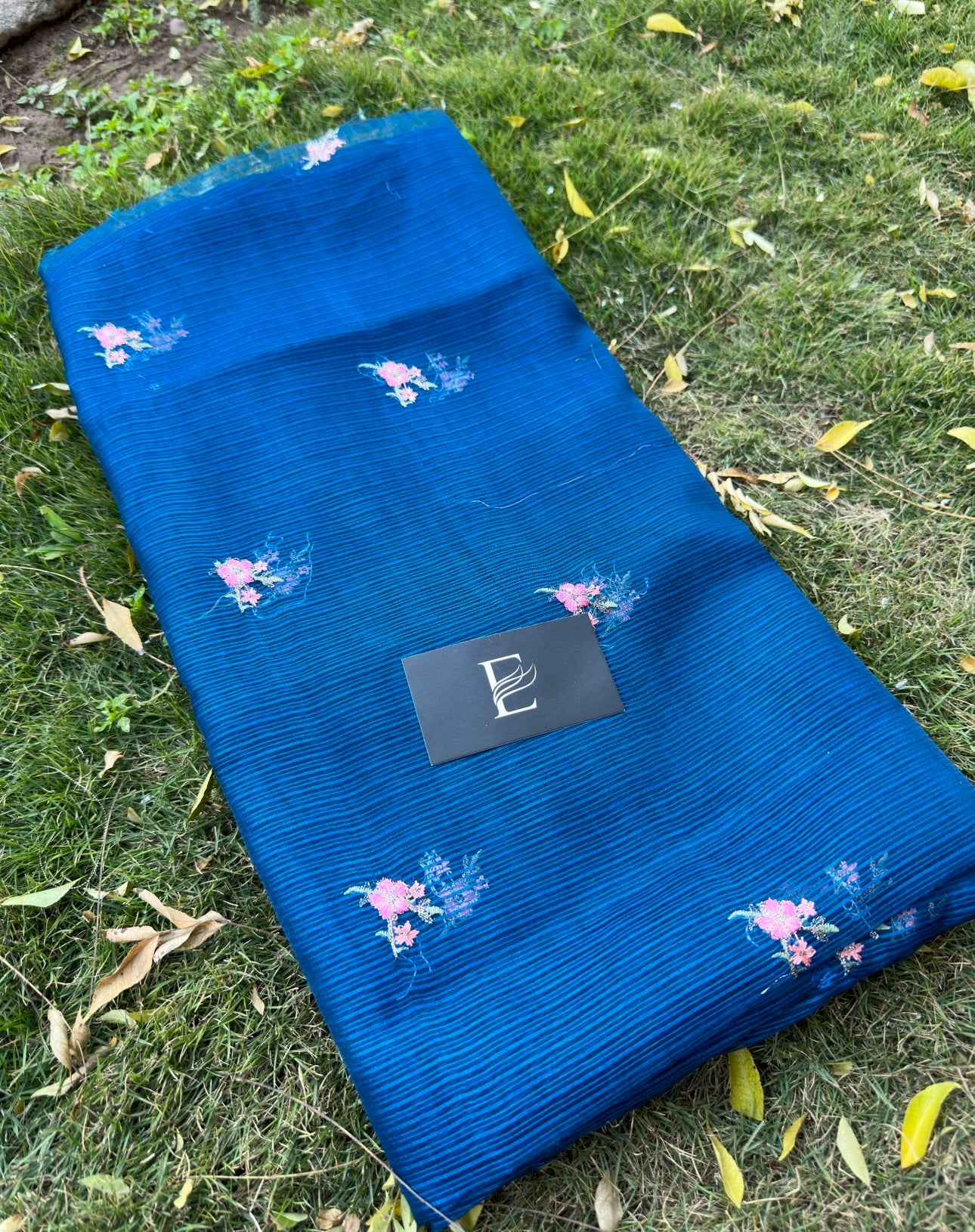 UNF-63 Floral Dream in dark colors