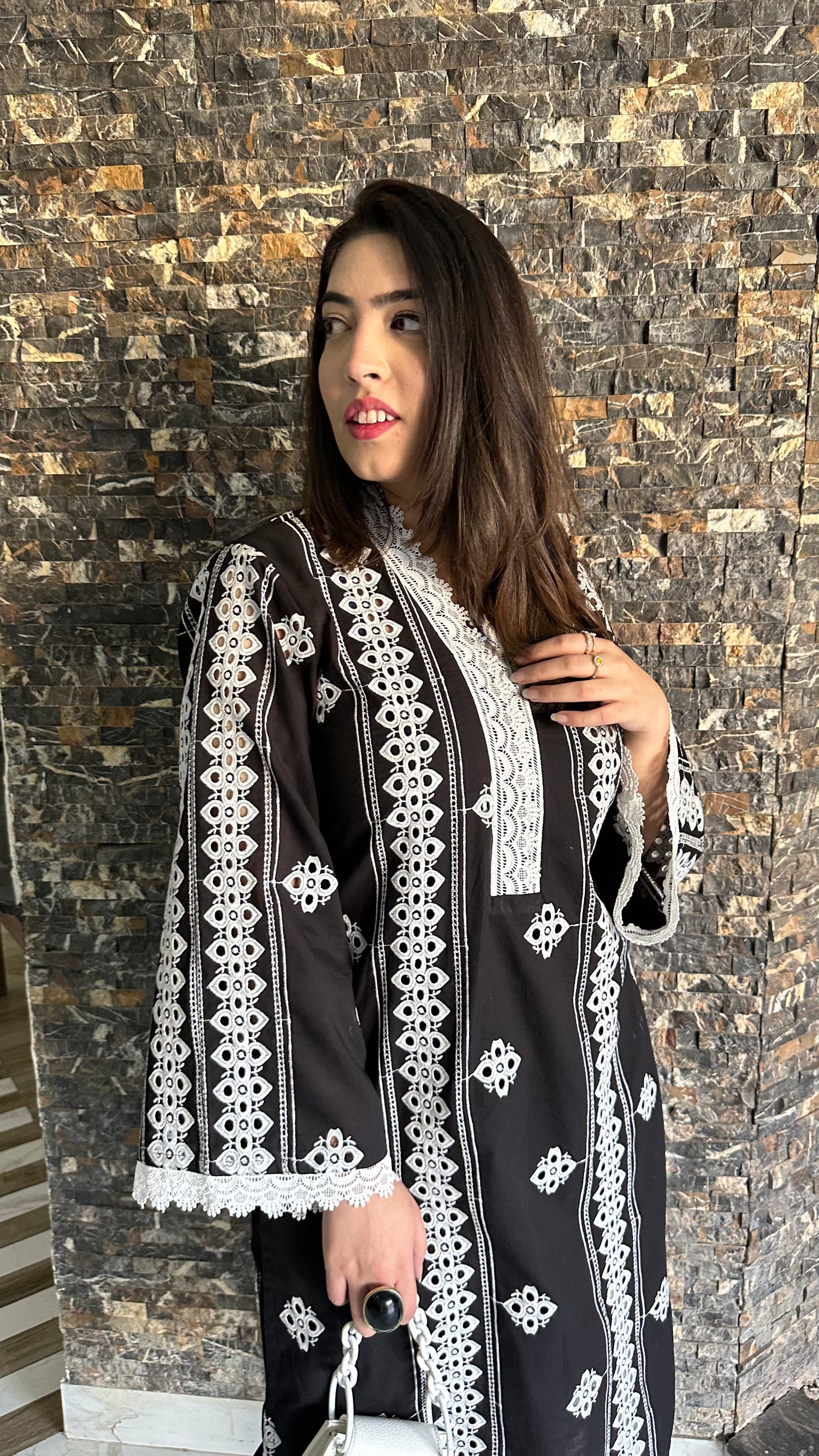 CH-02 Abstract Embroidered Chikan Kurta