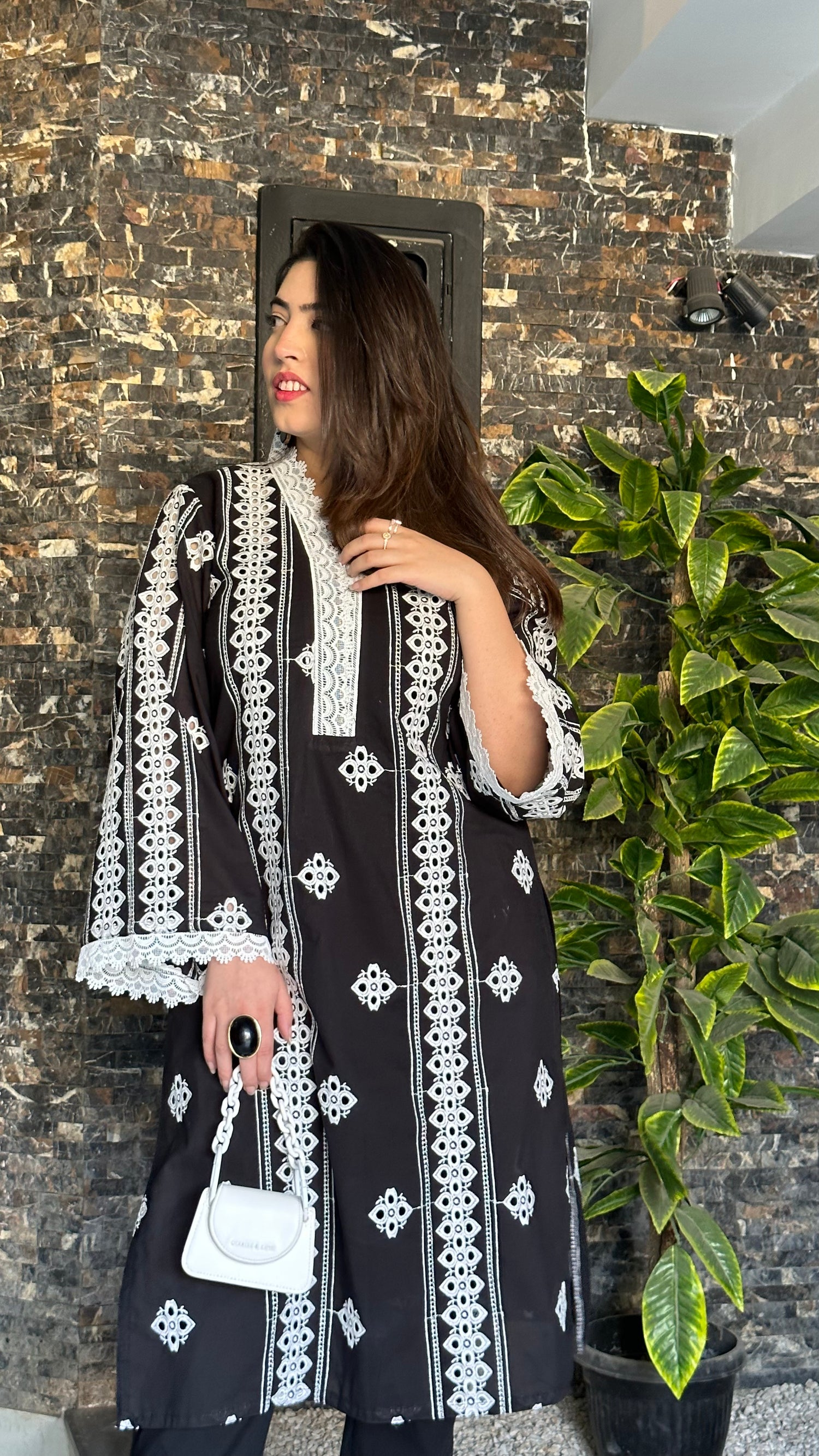 CH-02 Abstract Embroidered Chikan Kurta
